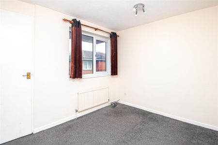 2 bedroom semi-detached house to rent - Photo 3