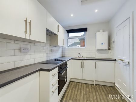 4 bedroom Flat - Town Centre, Hatfield - Photo 2