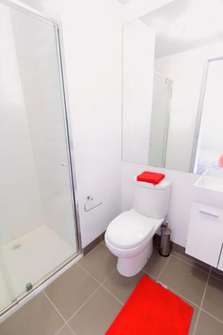 Medium 1 Bedroom with balcony style 3 - Photo 5