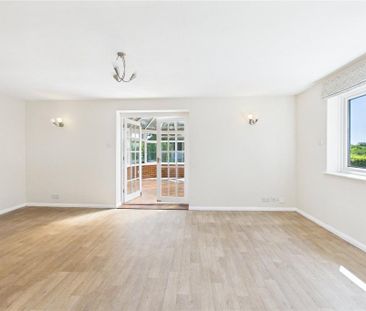 4 bedroom bungalow to rent - Photo 2