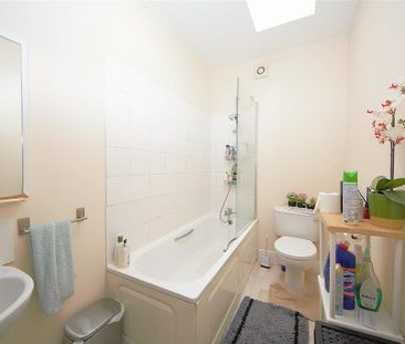 2 bedroom house to rent - Photo 1