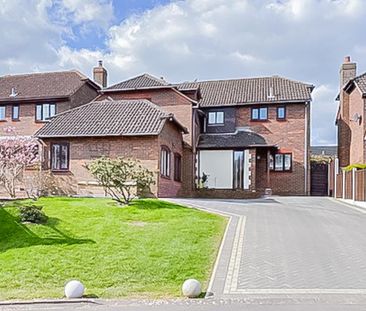 5 bedroom detached house to rent - Photo 3