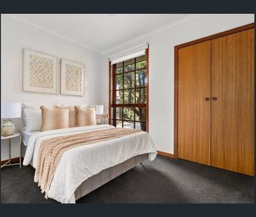Private & Peaceful unit in Boutique Block - Photo 2