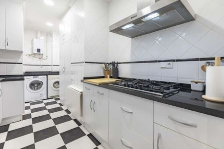 2 room luxury Apartment for rent in Valencia, Spain - Photo 2