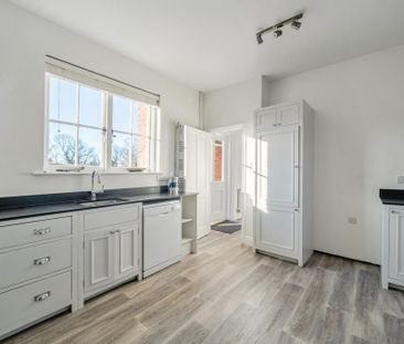 4 bedroom detached house to rent - Photo 6