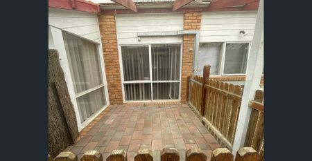 Spacious Family Home - Photo 5