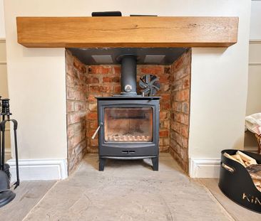 2 bedroom semi-detached house to rent - Photo 3