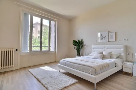 Location Appartement 4 pièces 108m² CHAMALIERES 63400 - Photo 3