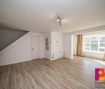 3 bedroom terraced house to rent - Photo 2