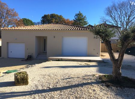 Une villa meublée de type 4, 90m2 +jardin + garage - Photo 2