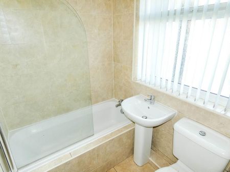 1 bed upper flat to rent in NE62 - Photo 4