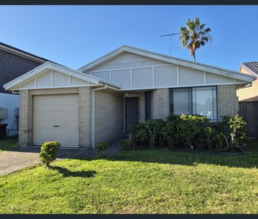 Spacious Family Home in a Quiet and Convenient Location - Photo 2