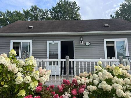 For Lease - 377 Walter Drive, Georgina, Ontario - Photo 2