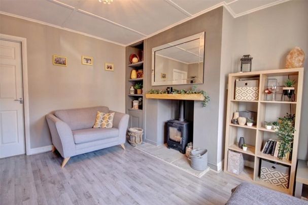 2 bedroom semi-detached house to rent - Photo 1