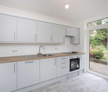 Coniston Avenue, Headington - Photo 4