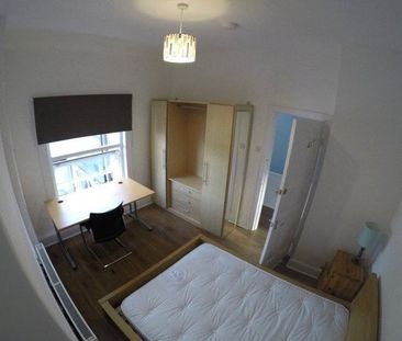 Orme Road, Bangor, LL57 - Photo 4