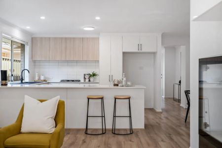 Immaculately Presented Family Home in Convenient Location - Photo 4