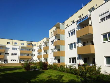 Moderne 3-Zimmer Wohnung mit Loggia - Foto 2