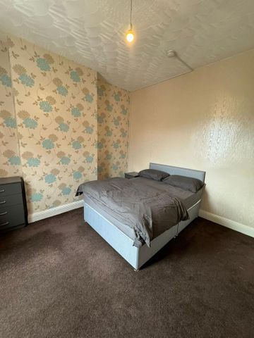 1 bedroom property to rent - Photo 4