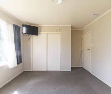 Quiet Living on Lancaster - 3 Bedroom Home - Photo 5