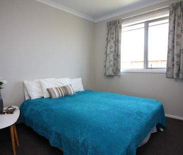 Hi spec home in sought after location - Photo 6