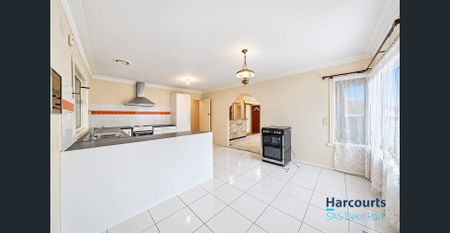 Spacious Family Home in a Convenient St Albans Location - Photo 4