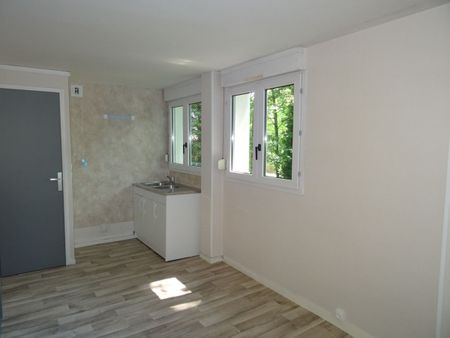 Location appartement T6 106.66m² à Reims (51100) Loyer CC * : 738.30 € Réf : ER.14966 - Photo 4