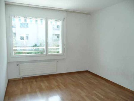 4.5 Zimmer, 100 m², 1. Stock - Photo 3