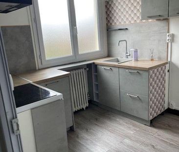 Location Appartement 3 pièces 69m² EU 76260 - Photo 3