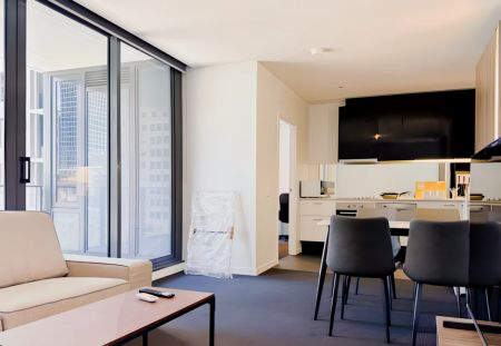 2 Bedroom - Master Room - Photo 2