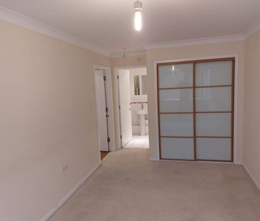 2 Bed Flat, The Avenue, HA9 - Photo 2