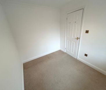 4 bedroom detached house to rent - Photo 4