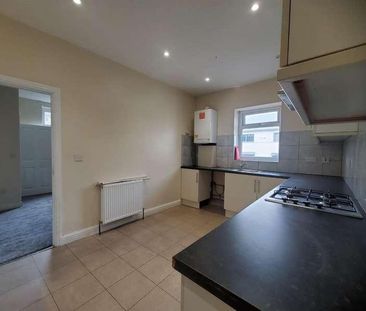 The Courtyard, Blackmoorfoot Road, Crosland Moor, HD4 - Photo 5