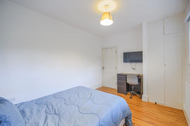 Woolridge Way – Room 1 - Photo 1