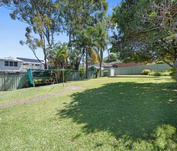 Conveniently Located - Photo 2