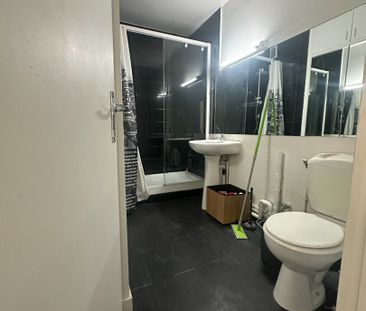 Appartement T1 Paris 17 à louer - Photo 5