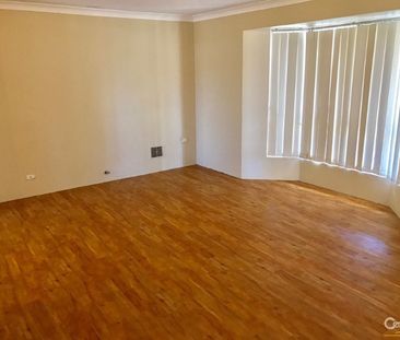 Good Size Home!!!!! @$675 Per Week - Photo 3