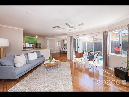 HOME OPEN TUESDAY 25TH NOVEMBER 2025 - Photo 3