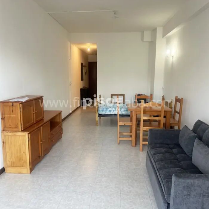 Estudio en alquiler en Calle de Rapitán - Foto 1