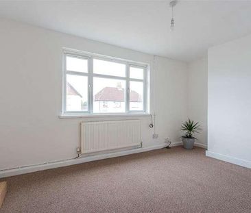 Redhouse Crescent, Ely, CF5 - Photo 4