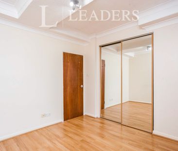 1 bedroom apartment to rent Eliot House, Haywards Road, Haywards He... - Photo 4