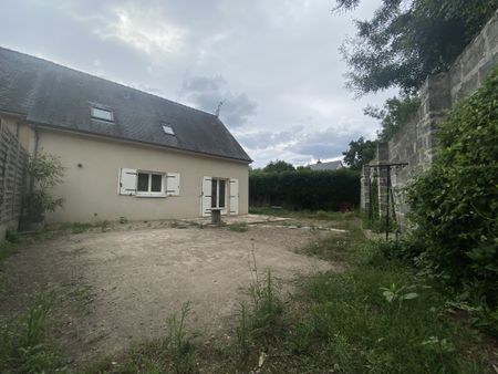 Location Maison 5 pièces 90m² SAUMUR 49400 - Photo 5