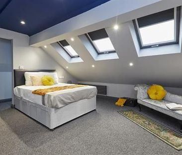 4 bedroom terraced house to rent - Photo 1