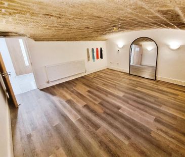 1 bedroom detached house to rent - Photo 3