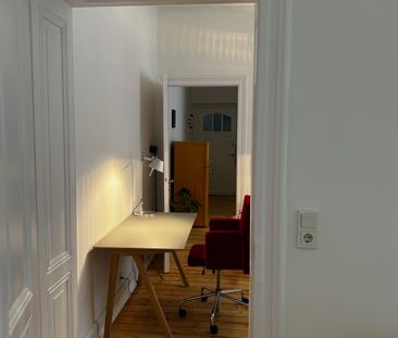 Voll Möblierte Altbauwohnung mit besonderem Flair in Nippes - Photo 4