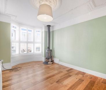 4 bedroom terraced house to rent - Photo 5