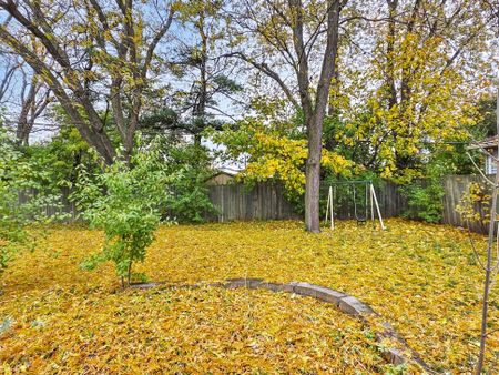 For Lease - 575 Third Line Unit# Main, Oakville, Ontario - Photo 2