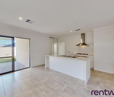 41 Tranquil Loop, Baldivis, WA 6171 - Photo 2