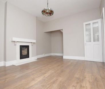 4 bedroom terraced house to rent - Photo 3