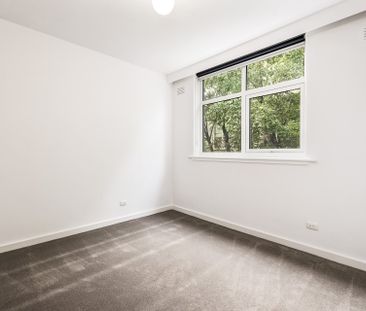 Thinking of selling? Contact our agent - Photo 2